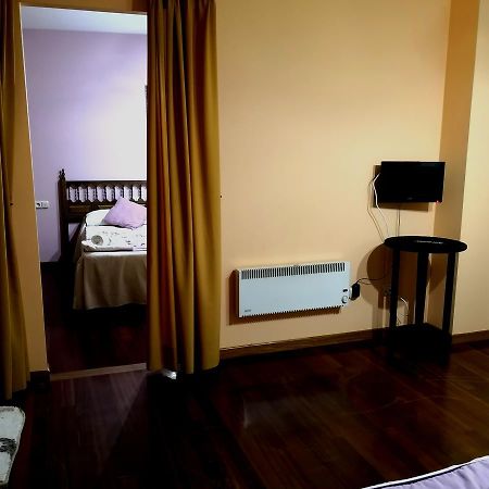 Residencia Derby Hotel Vilagarcia de Arousa Buitenkant foto